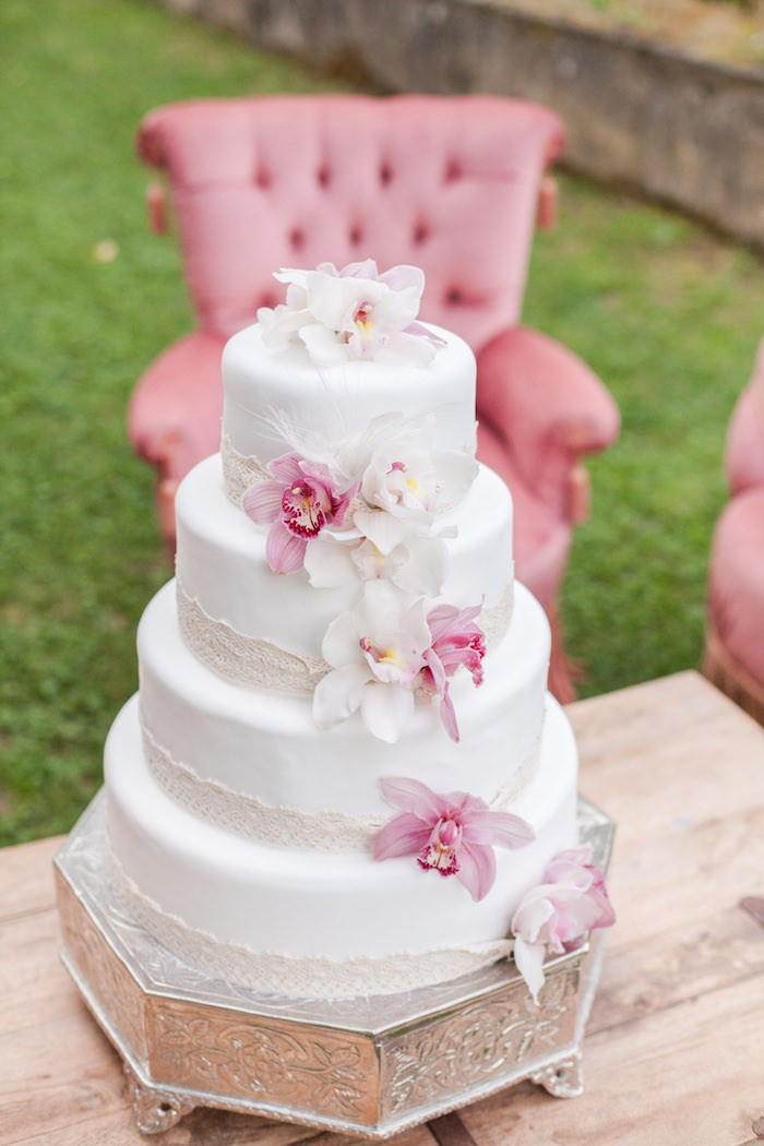 vintage wedding cake